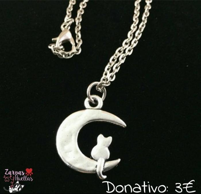 Collar media luna gato